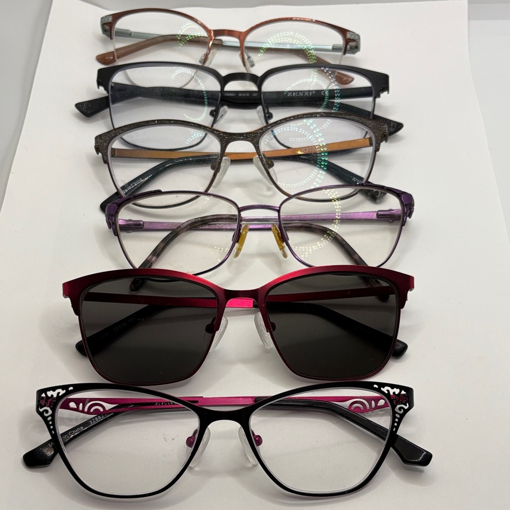 Women’s ZENNI JESSICA McClintock Stylish cat eye Eyeglasses and Sunglasses Set